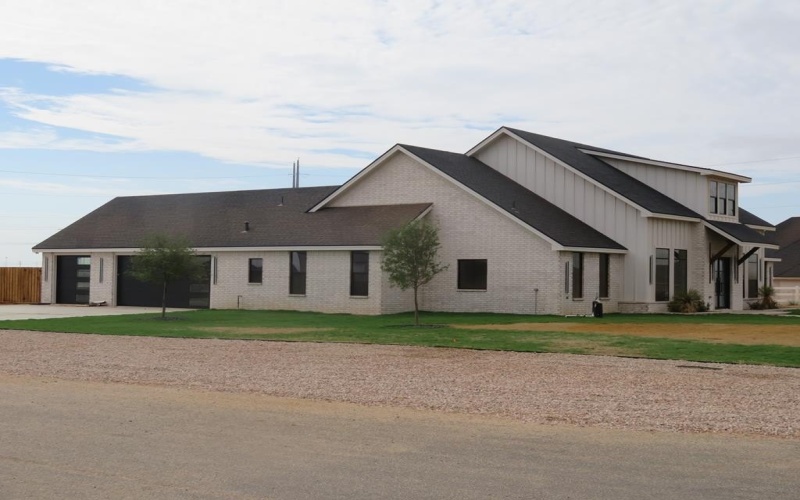 9811 E County Rd 108, Midland, TX 79706, 5 Bedrooms Bedrooms, ,5 BathroomsBathrooms,Residential,For Sale,9811 E County Rd 108,50078543