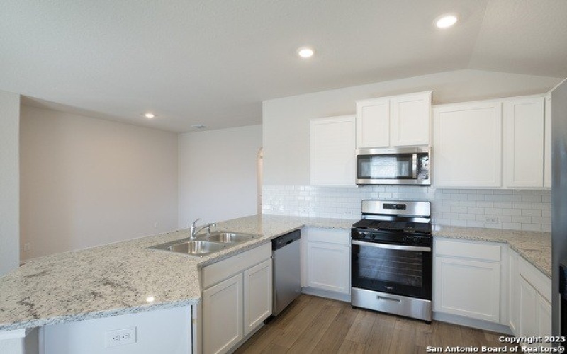 4303 Lovage Lane, Von Ormy, TX 78073, 3 Habitaciones Habitaciones , ,2 BañosBaños,Residential Lease,En Alquiler,4303 Lovage Lane,1772065