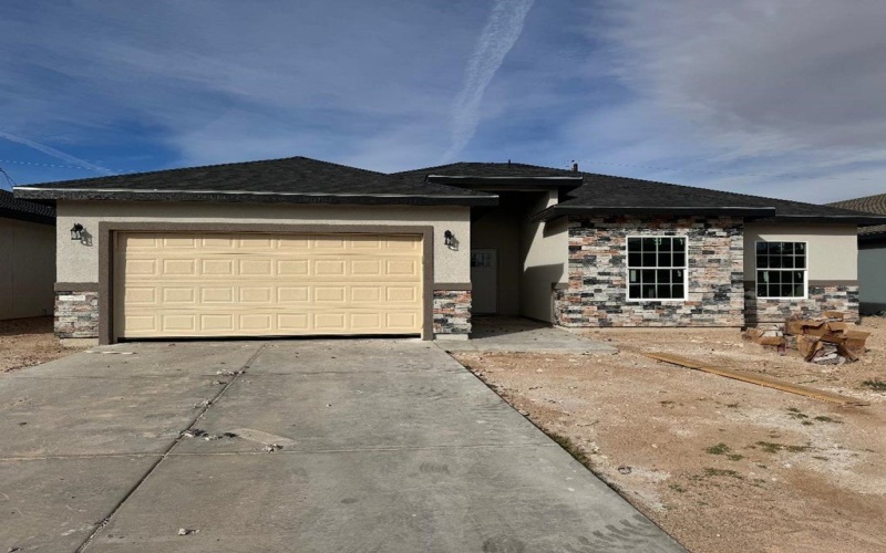 2107 S Iowa Street, Pecos, TX 79772, 4 Bedrooms Bedrooms, ,2 BathroomsBathrooms,Residential,For Sale,2107 S Iowa Street,50079526