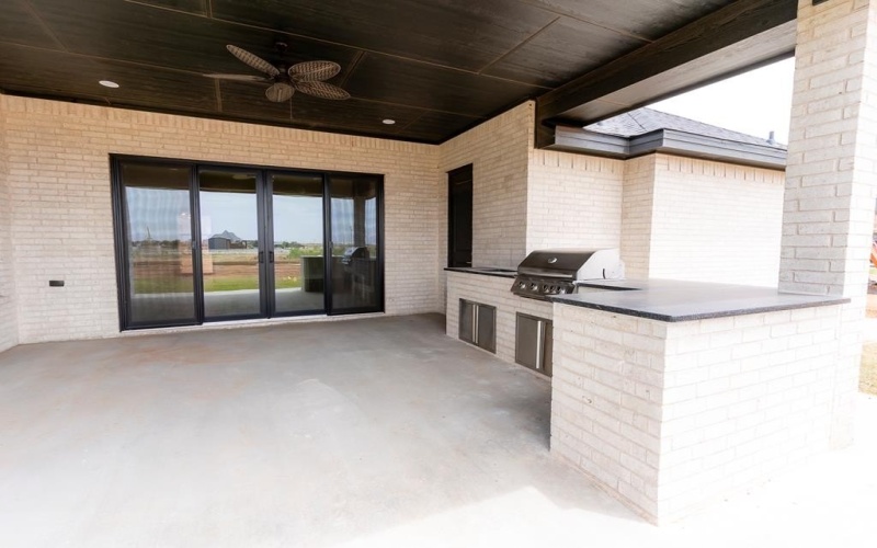 6407 W County RD 41, Midland, TX 79707, 4 Bedrooms Bedrooms, ,3 BathroomsBathrooms,Residential,For Sale,6407 W County RD 41,50079669