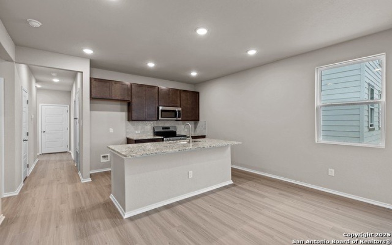 2538 Dry Moss Way, San Antonio, TX 78224, 3 Bedrooms Bedrooms, ,2 BathroomsBathrooms,Residential,For Sale,2538 Dry Moss Way,1775004