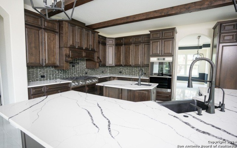 3 WOODLAND PT, Boerne, TX 78015, 5 Bedrooms Bedrooms, ,6 BathroomsBathrooms,Residential,For Sale,3 WOODLAND PT,1775939