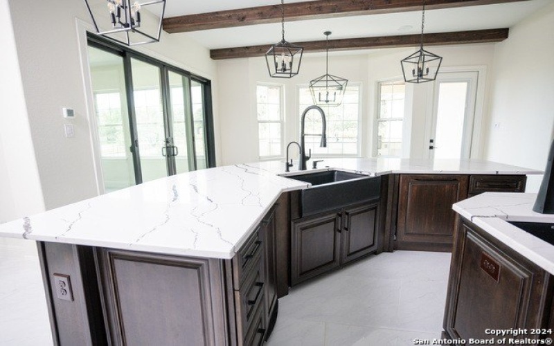 3 WOODLAND PT, Boerne, TX 78015, 5 Bedrooms Bedrooms, ,6 BathroomsBathrooms,Residential,For Sale,3 WOODLAND PT,1775939