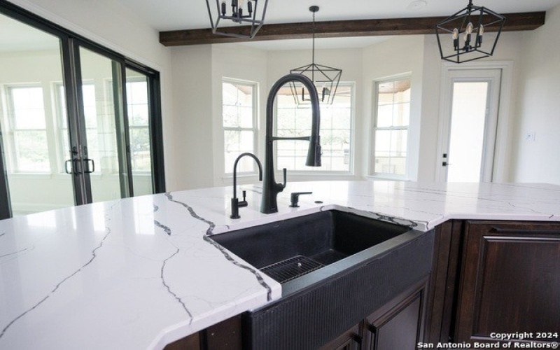 3 WOODLAND PT, Boerne, TX 78015, 5 Bedrooms Bedrooms, ,6 BathroomsBathrooms,Residential,For Sale,3 WOODLAND PT,1775939
