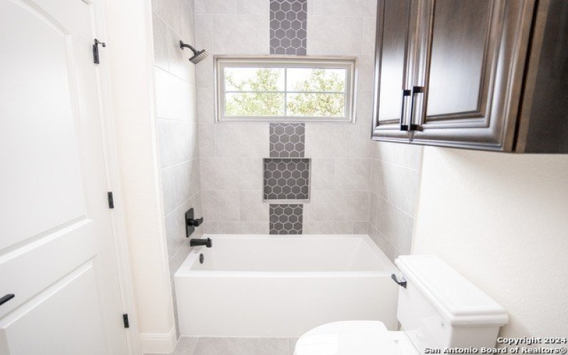 3 WOODLAND PT, Boerne, TX 78015, 5 Bedrooms Bedrooms, ,6 BathroomsBathrooms,Residential,For Sale,3 WOODLAND PT,1775939