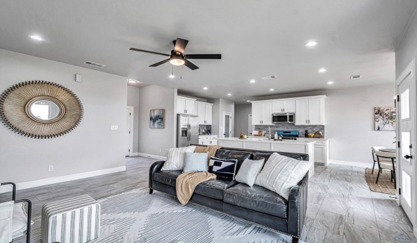 2702 Beachwood St, Midland, TX 79706, 3 Habitaciones Habitaciones , ,2 BañosBaños,Residential,En Venta,2702 Beachwood St,50079969