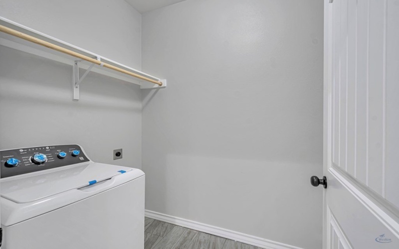 2706 Beachwood St, Midland, TX 79706, 3 Bedrooms Bedrooms, ,2 BathroomsBathrooms,Residential,For Sale,2706 Beachwood St,50079971