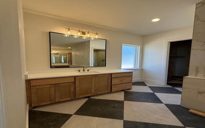 5108 Riverside Drive, Midland, TX 79707, 4 Habitaciones Habitaciones , ,5 BañosBaños,Residential,En Venta,5108 Riverside Drive,50080270