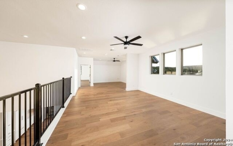 24102 Shelton Spg, San Antonio, TX 78255-4453, 4 Bedrooms Bedrooms, ,5 BathroomsBathrooms,Residential,For Sale,24102 Shelton Spg,1779343