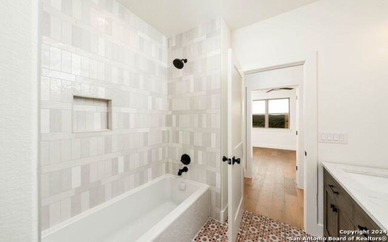 24102 Shelton Spg, San Antonio, TX 78255-4453, 4 Bedrooms Bedrooms, ,5 BathroomsBathrooms,Residential,For Sale,24102 Shelton Spg,1779343