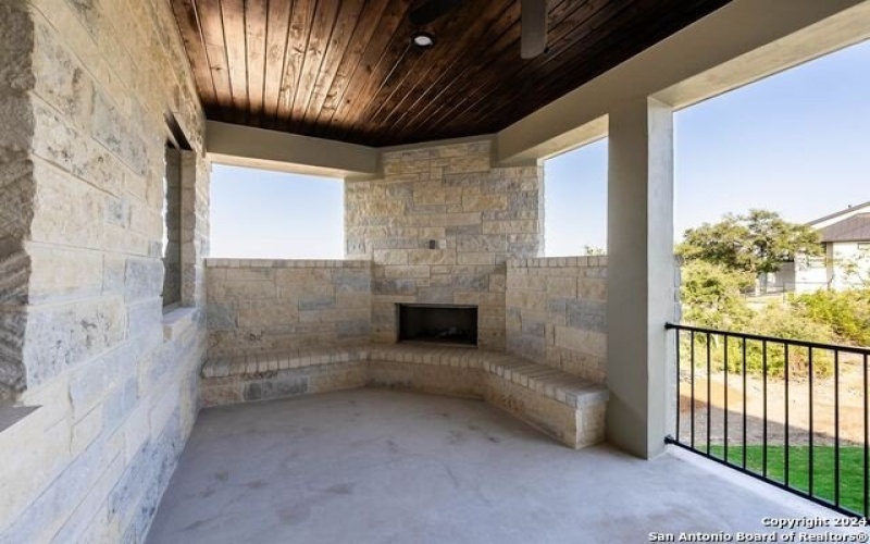 24102 Shelton Spg, San Antonio, TX 78255-4453, 4 Bedrooms Bedrooms, ,5 BathroomsBathrooms,Residential,For Sale,24102 Shelton Spg,1779343