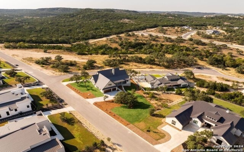 24102 Shelton Spg, San Antonio, TX 78255-4453, 4 Bedrooms Bedrooms, ,5 BathroomsBathrooms,Residential,For Sale,24102 Shelton Spg,1779343