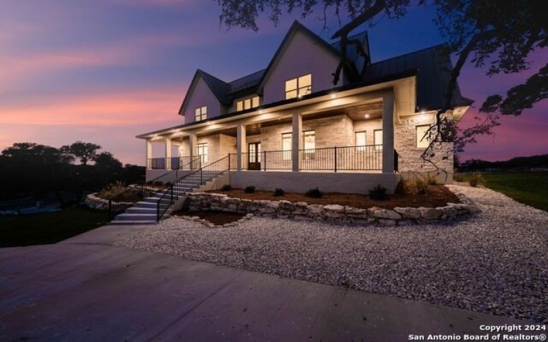 24102 Shelton Spg, San Antonio, TX 78255-4453, 4 Bedrooms Bedrooms, ,5 BathroomsBathrooms,Residential,For Sale,24102 Shelton Spg,1779343