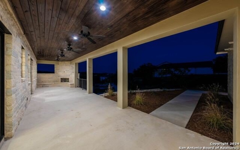 24102 Shelton Spg, San Antonio, TX 78255-4453, 4 Bedrooms Bedrooms, ,5 BathroomsBathrooms,Residential,For Sale,24102 Shelton Spg,1779343