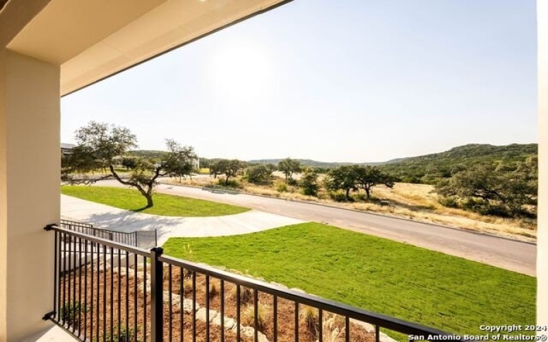 24102 Shelton Spg, San Antonio, TX 78255-4453, 4 Bedrooms Bedrooms, ,5 BathroomsBathrooms,Residential,For Sale,24102 Shelton Spg,1779343