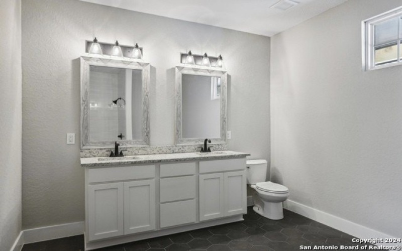 750 la paloma, Canyon Lake, TX 78133, 4 Bedrooms Bedrooms, ,2 BathroomsBathrooms,Residential,For Sale,750 la paloma,1784685