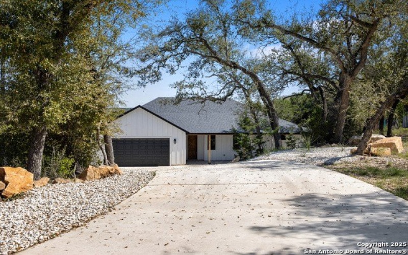 750 la paloma, Canyon Lake, TX 78133, 4 Bedrooms Bedrooms, ,2 BathroomsBathrooms,Residential,For Sale,750 la paloma,1784685