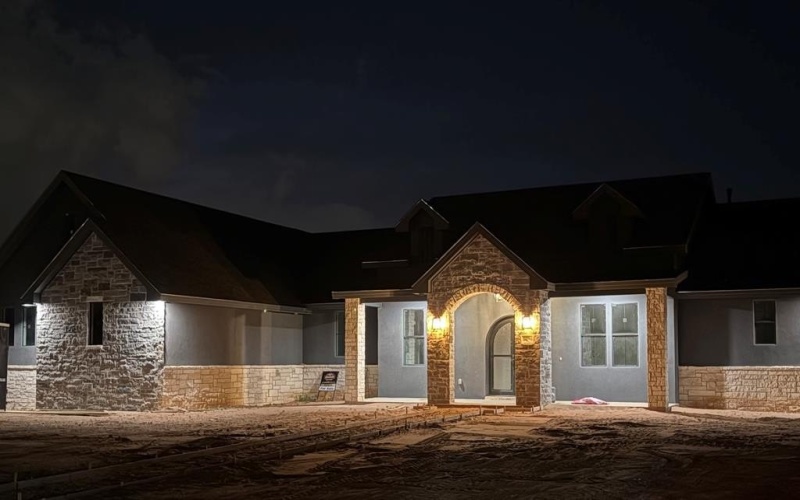 5605 E County Rd 94, Midland, TX 79706, 4 Bedrooms Bedrooms, ,3 BathroomsBathrooms,Residential,For Sale,5605 E County Rd 94,50081170