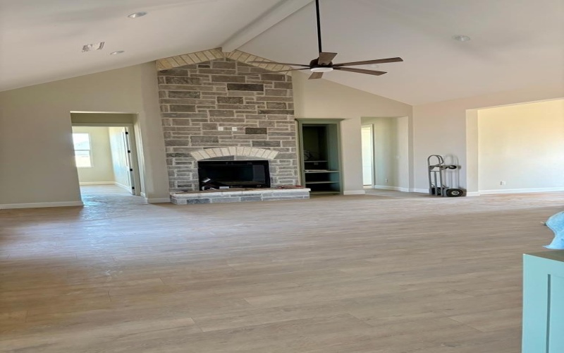 5605 E County Rd 94, Midland, TX 79706, 4 Bedrooms Bedrooms, ,3 BathroomsBathrooms,Residential,For Sale,5605 E County Rd 94,50081170