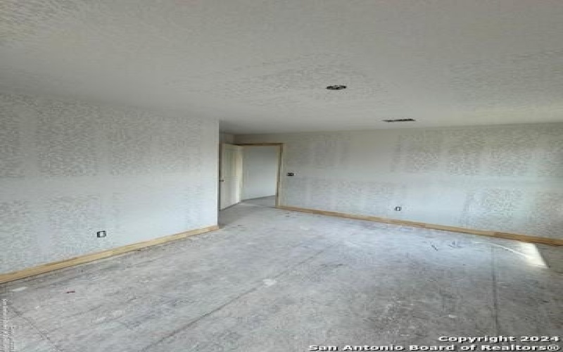 631 Blaine, San Antonio, TX 78202, ,5 BathroomsBathrooms,Residential Multi Family,For Sale,631 Blaine,1786052