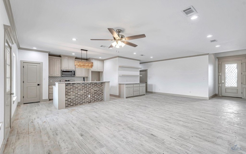 603 S Benton, Midland, TX 79701, 3 Bedrooms Bedrooms, ,2 BathroomsBathrooms,Residential,For Sale,603 S Benton,50081311