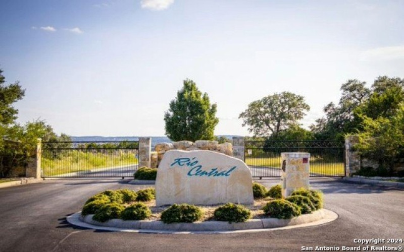 523 Rio Ridge Pkwy, Spring Branch, TX 78070, 4 Habitaciones Habitaciones , ,5 BañosBaños,Residential,En Venta,523 Rio Ridge Pkwy,1790282