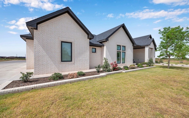 9331 Clevenger Rd, Odessa, TX 79762, 5 Bedrooms Bedrooms, ,6 BathroomsBathrooms,Residential,For Sale,9331 Clevenger Rd,50081708