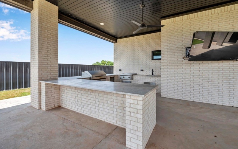 9331 Clevenger Rd, Odessa, TX 79762, 5 Bedrooms Bedrooms, ,6 BathroomsBathrooms,Residential,For Sale,9331 Clevenger Rd,50081708
