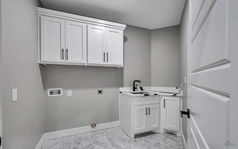 2102 S County Rd 1059, Midland, TX 79706, 4 Bedrooms Bedrooms, ,3 BathroomsBathrooms,Residential,For Sale,2102 S County Rd 1059,50081727