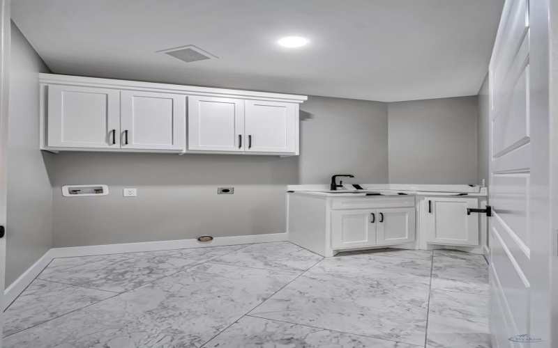 2102 S County Rd 1059, Midland, TX 79706, 4 Bedrooms Bedrooms, ,3 BathroomsBathrooms,Residential,For Sale,2102 S County Rd 1059,50081727