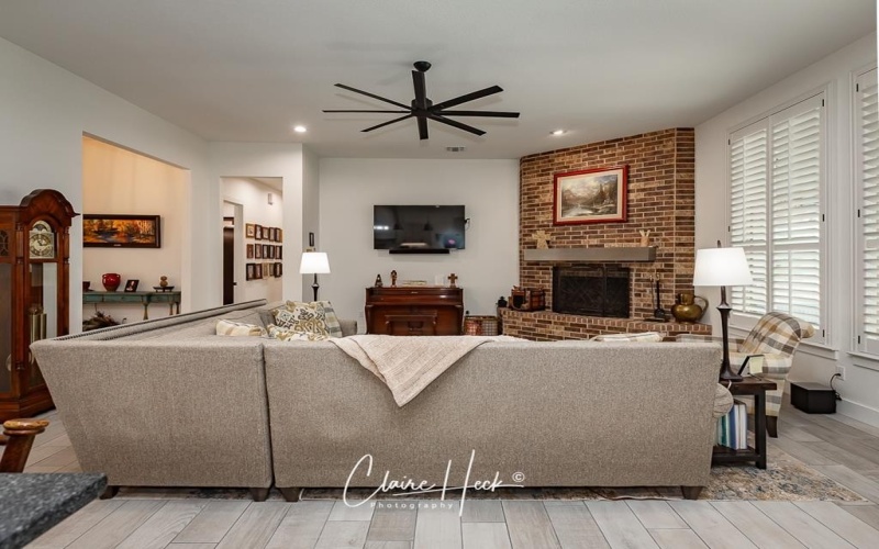 6800 Castle Wood Dr, Midland, TX 79707, 5 Habitaciones Habitaciones , ,3 BañosBaños,Residential,En Venta,6800 Castle Wood Dr,50081754