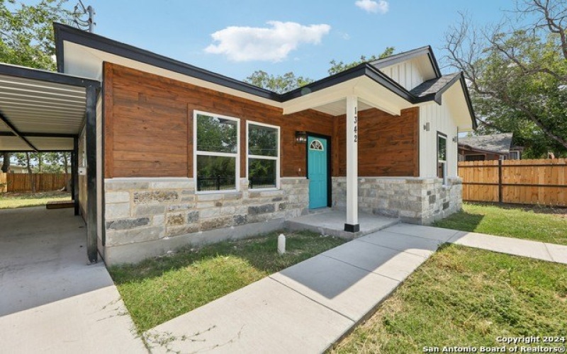1342 E CHAVANEAUX RD, San Antonio, TX 78214-3302, 3 Bedrooms Bedrooms, ,2 BathroomsBathrooms,Residential,For Sale,1342 E CHAVANEAUX RD,1794486