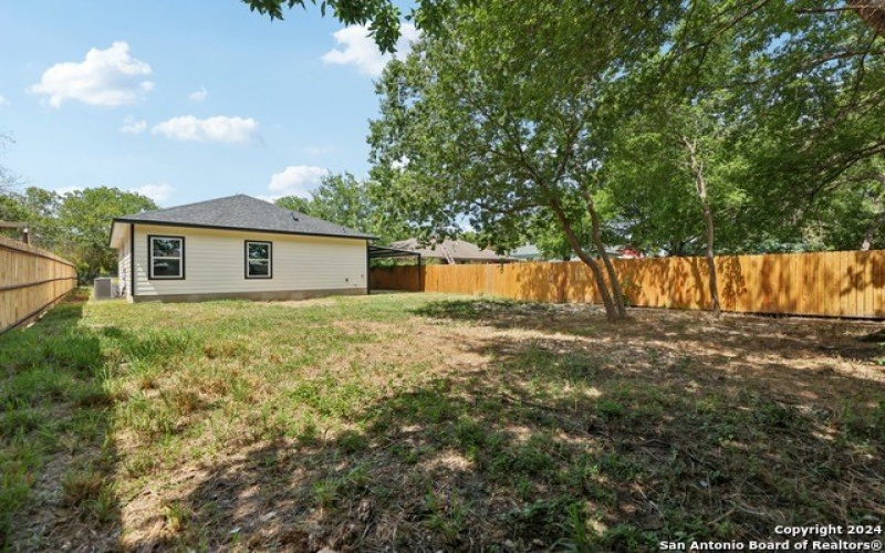 1342 E CHAVANEAUX RD, San Antonio, TX 78214-3302, 3 Bedrooms Bedrooms, ,2 BathroomsBathrooms,Residential,For Sale,1342 E CHAVANEAUX RD,1794486