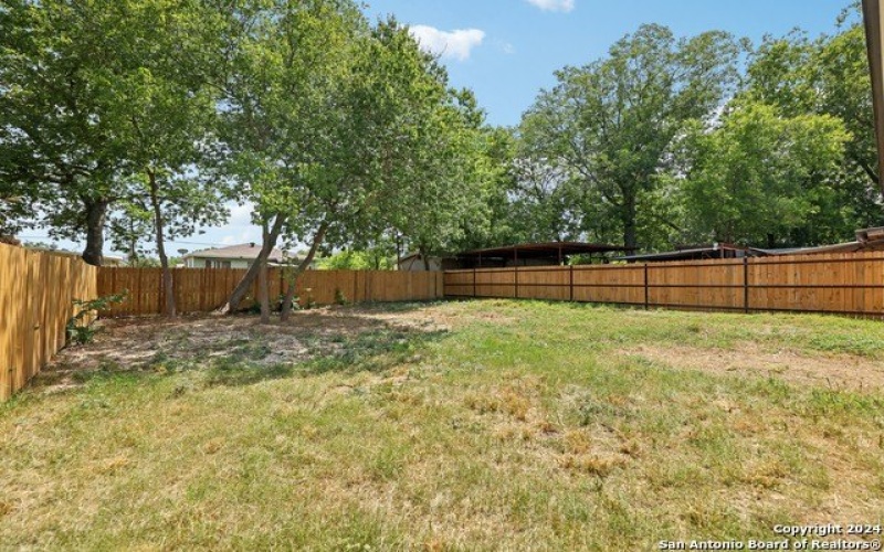 1342 E CHAVANEAUX RD, San Antonio, TX 78214-3302, 3 Bedrooms Bedrooms, ,2 BathroomsBathrooms,Residential,For Sale,1342 E CHAVANEAUX RD,1794486