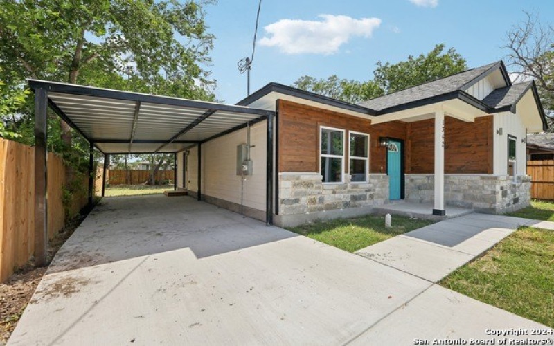 1342 E CHAVANEAUX RD, San Antonio, TX 78214-3302, 3 Bedrooms Bedrooms, ,2 BathroomsBathrooms,Residential,For Sale,1342 E CHAVANEAUX RD,1794486