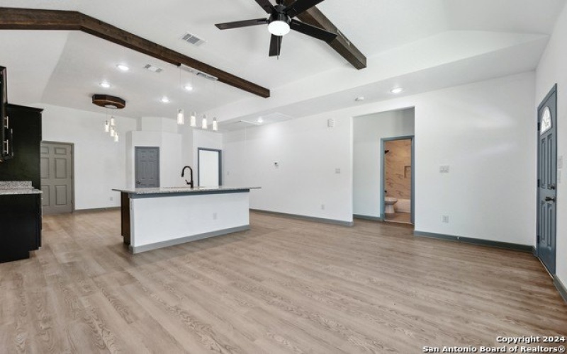 1342 E CHAVANEAUX RD, San Antonio, TX 78214-3302, 3 Bedrooms Bedrooms, ,2 BathroomsBathrooms,Residential,For Sale,1342 E CHAVANEAUX RD,1794486