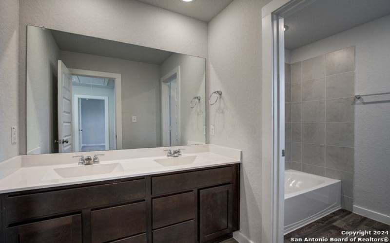 5710 Topaz Way, San Antonio, TX 78222, 3 Bedrooms Bedrooms, ,2 BathroomsBathrooms,Residential,For Sale,5710 Topaz Way,1795263