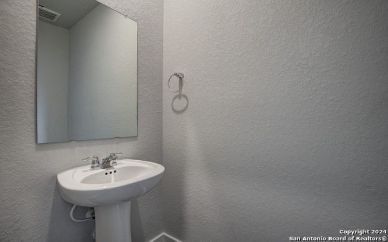 5710 Topaz Way, San Antonio, TX 78222, 3 Bedrooms Bedrooms, ,2 BathroomsBathrooms,Residential,For Sale,5710 Topaz Way,1795263