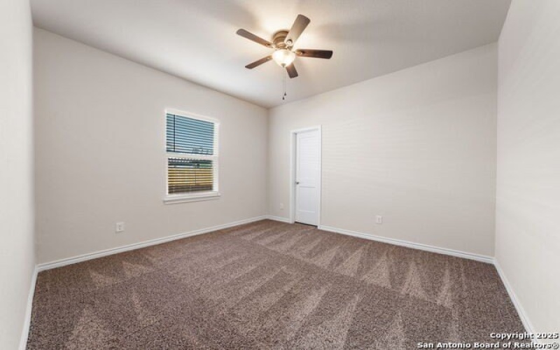 530 W BYRD BLVD, Universal City, TX 78148, 3 Bedrooms Bedrooms, ,2 BathroomsBathrooms,Residential,For Sale,530 W BYRD BLVD,1796131