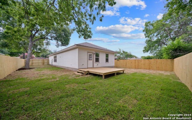 530 W BYRD BLVD, Universal City, TX 78148, 3 Bedrooms Bedrooms, ,2 BathroomsBathrooms,Residential,For Sale,530 W BYRD BLVD,1796131