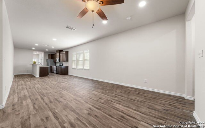 530 W BYRD BLVD, Universal City, TX 78148, 3 Bedrooms Bedrooms, ,2 BathroomsBathrooms,Residential,For Sale,530 W BYRD BLVD,1796131