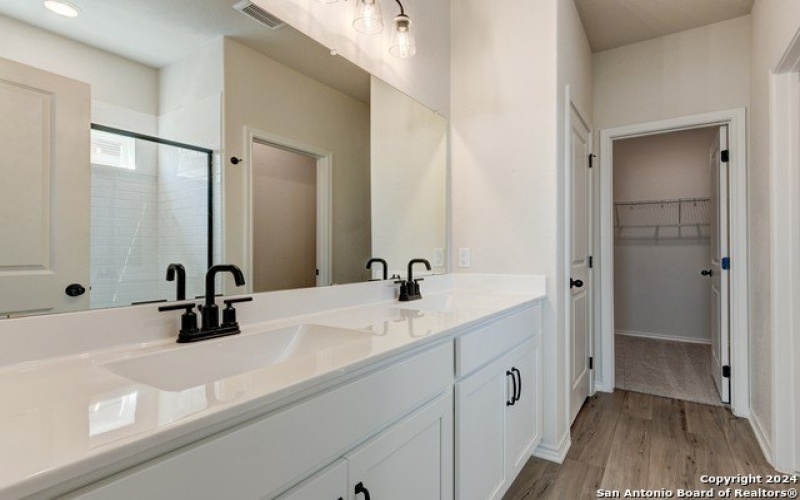 1417 Alleyton Court, Seguin, TX 78155, 3 Habitaciones Habitaciones , ,2 BañosBaños,Residential,En Venta,1417 Alleyton Court,1797026
