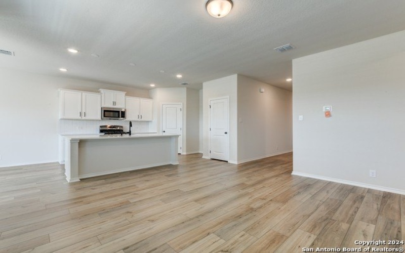1417 Alleyton Court, Seguin, TX 78155, 3 Habitaciones Habitaciones , ,2 BañosBaños,Residential,En Venta,1417 Alleyton Court,1797026