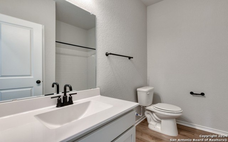 105 Beveridge, Seguin, TX 78155, 3 Habitaciones Habitaciones , ,2 BañosBaños,Residential,En Venta,105 Beveridge,1797337