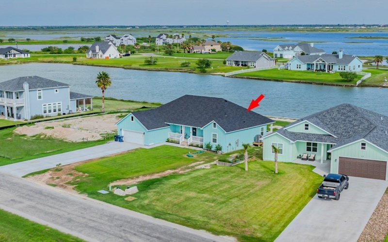 47 Lake Shore Circle, ROCKPORT, TX 78382, 4 Bedrooms Bedrooms, ,2 BathroomsBathrooms,Residential,For Sale,47 Lake Shore Circle,145575