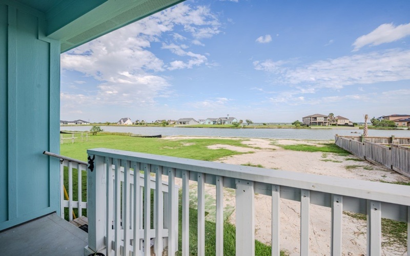 47 Lake Shore Circle, ROCKPORT, TX 78382, 4 Bedrooms Bedrooms, ,2 BathroomsBathrooms,Residential,For Sale,47 Lake Shore Circle,145575