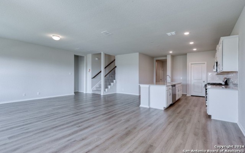 101 Beveridge, Seguin, TX 78155, 3 Habitaciones Habitaciones , ,2 BañosBaños,Residential,En Venta,101 Beveridge,1797661