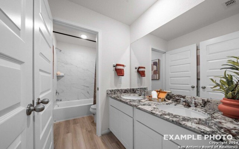 10326 Gala Jct, San Antonio, TX 78224, 4 Habitaciones Habitaciones , ,3 BañosBaños,Residential,En Venta,10326 Gala Jct,1799571