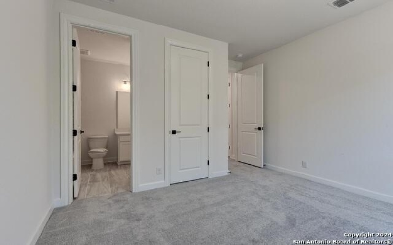 273 Ainslie Street W, Castroville, TX 78253, 4 Habitaciones Habitaciones , ,3 BañosBaños,Residential,En Venta,273 Ainslie Street W,1801331