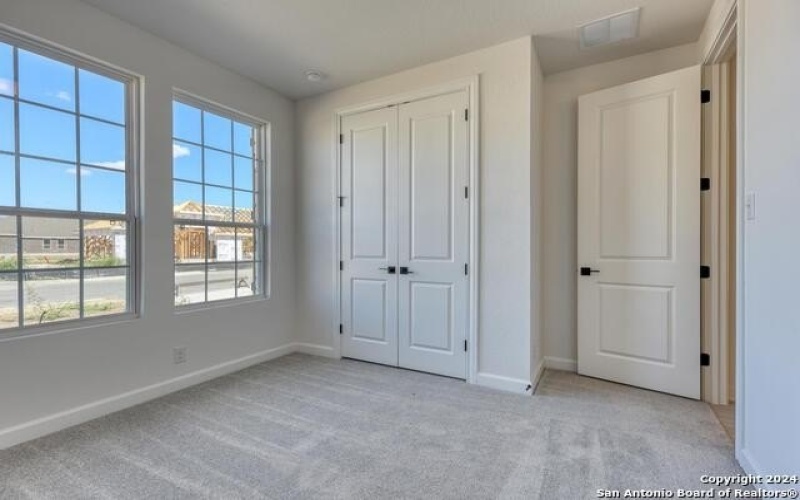 273 Ainslie Street W, Castroville, TX 78253, 4 Habitaciones Habitaciones , ,3 BañosBaños,Residential,En Venta,273 Ainslie Street W,1801331
